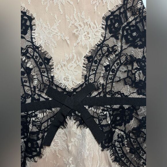 LOFT Blouse Size 4 Nude Eyelash Lace Ribbon Tie Peplum Tank Top - Picture 7 of 8